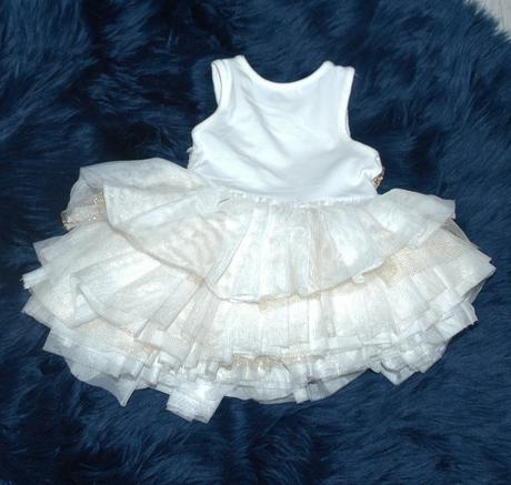 Tylové slavnostní šaty s tutu sukní, 68