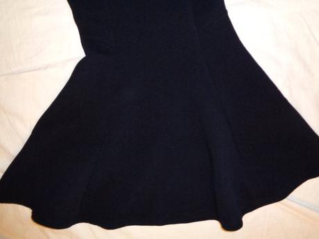 Luxusní silnější tmavěmodré šaty do pruhů, young dimension,128