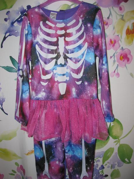 Kostým - overal se sukýnkou kostlivka, 