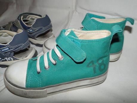 V.28 dva páry - tenisky h&m, sandálky deichmann, h&m,28