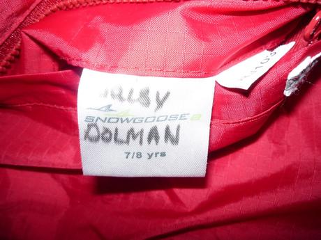 Červená oboustranná bunda, 128