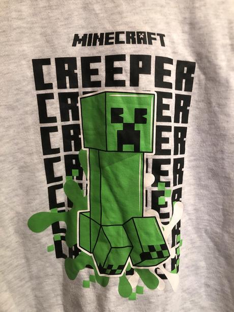 Šedá mikina minecraft, 146