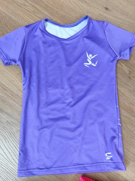 Tričko, tílko, šortky vel. 128, 122–134