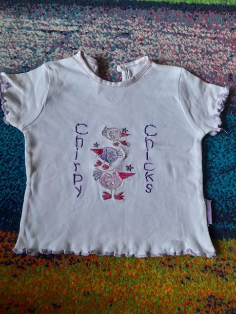 Malá trika, 13x tričko zdarma daruji na holčičku, 74