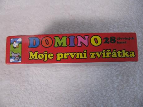 Dětská společenská hra domino,