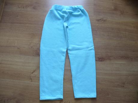 Tepláky zn. yd vel. 140 na 9-10 let, young dimension,140