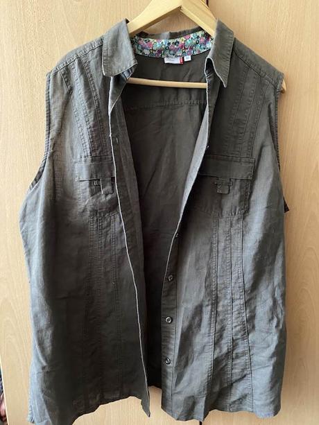 Vesta vel. xxxl / 50 - 52, outfit,52