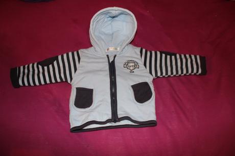 Klučičí mikina nápis, proužky, 80