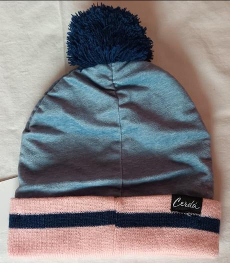 Čepice s bambulí  minie, disney