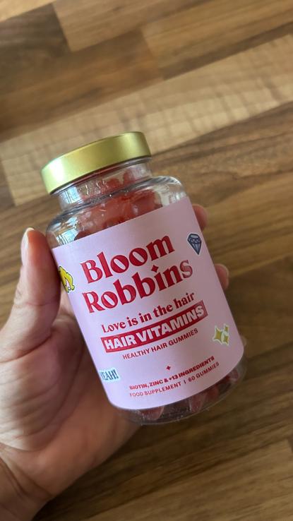 Bloom Robbins: vlasová rutina zevnitř i zvenku
