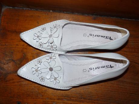 Bile lodicky mokasinoveho vzhled kozene tamaris 37, tamaris,37