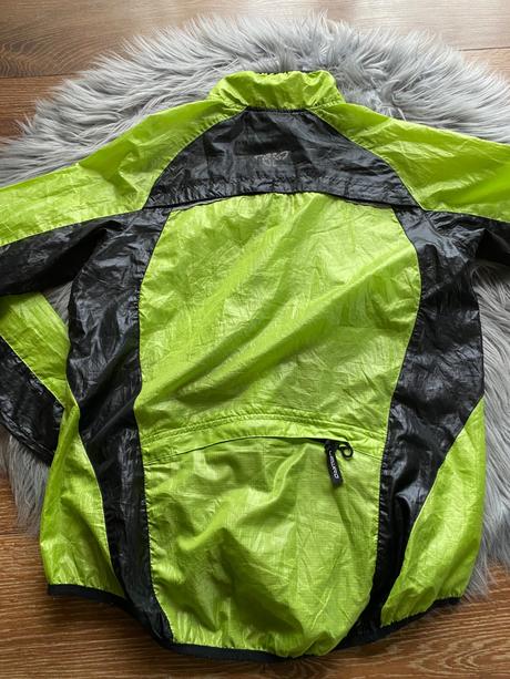 Cyklobunda / větrovka, 152