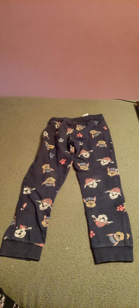 Chlapecké tepláčky značky. nickelodeon, vel. 110., nickelodeon,110