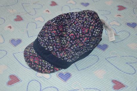 134 - 152 oboustranná kšiltovka 10 - 14 let, marks & spencer,140