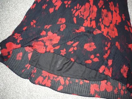 Plisovaná midi sukně s červenými květy orsay s-m, orsay,s