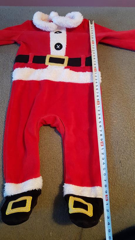 Vánoční overal značky f&f, vel. 3-6 měsíců., 62