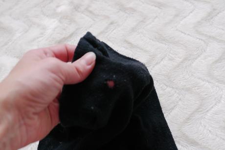 Cerne puncochy s fotbalovym micem, 98