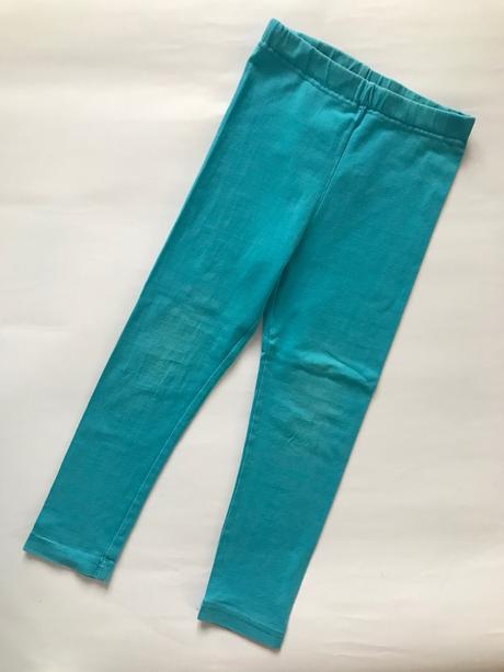 Tyrkysové leginy, 110