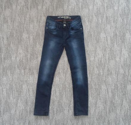 Modré kalhoty rifle džíny, chapter young,152