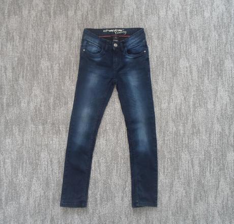 Modré kalhoty rifle džíny, chapter young,152