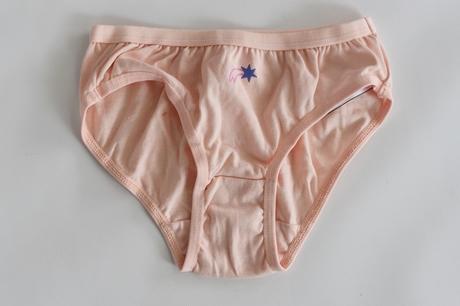 Kalhotky vel. 5 - 6 let, marks & spencer,116