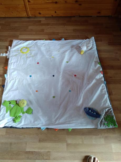Velká dětská hrací deka,v rohu zvířátka, 