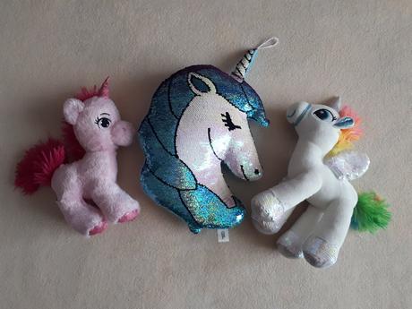 Plyšoví jednorožci, polštářek s měnícími flitry,