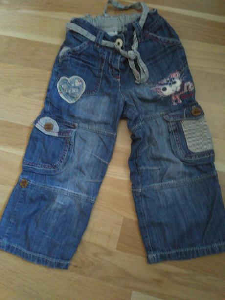 Kapsáčové rifle, džíny s kočkou, next,98