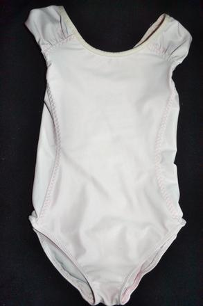 Cvičební trikot 2-3r., 92