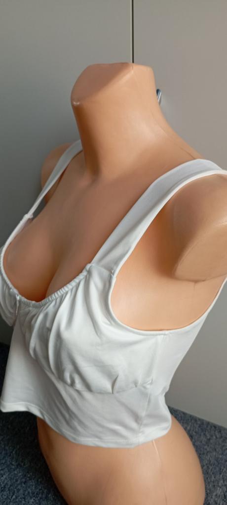 Crop top zn."divided h&m" vel."m", h&m,m