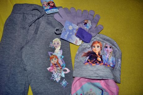 Nový dívčí set disney  frozen v.104-tepláky,čepice, 104–116