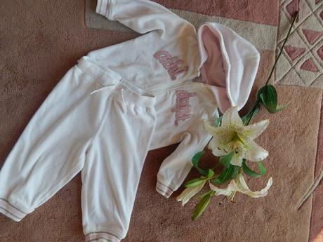 Semišova teplakova souprava, h&m,86