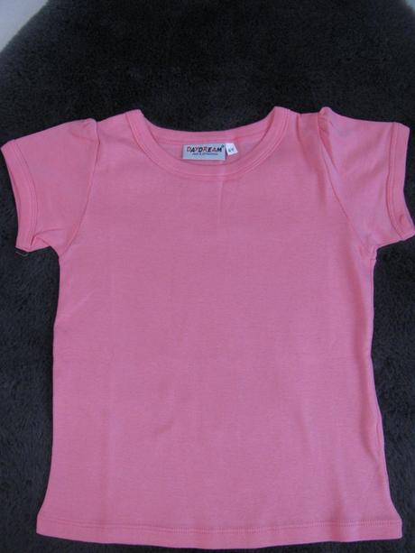 Sytě růžové bavlněné tričko, 104