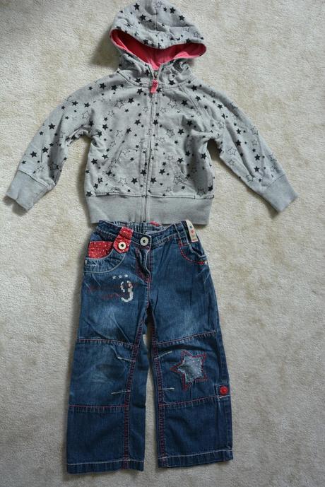 Hvězdičkový komplet mikina a džíny, next,98
