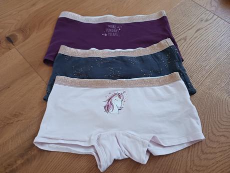 Kalhotky č.140/152, c&a,146