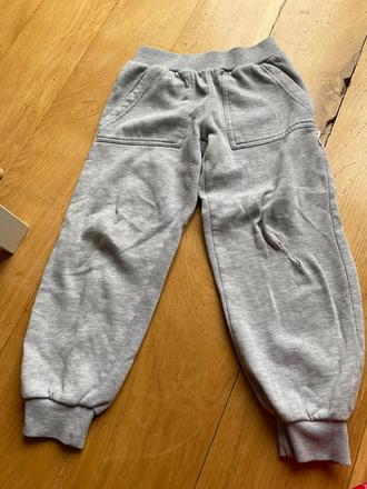 Teplaky, 110
