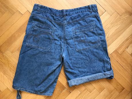 Bermudy šortky džínové, 44