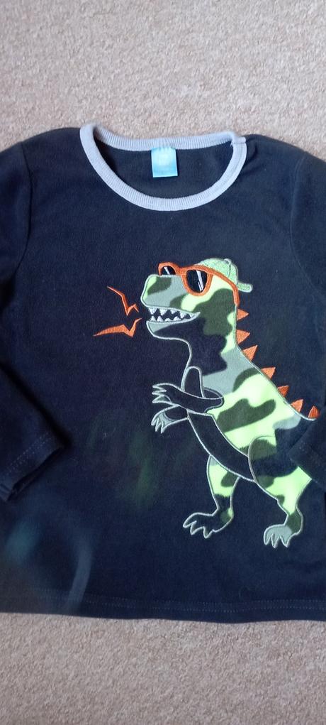 Flauš mikina zn."little kids" vel "122-128", 122