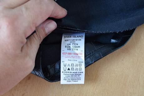 Šaty vel. 7 let, river island,122