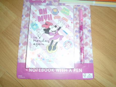 Sešit notýsek minnie  + tužka, 