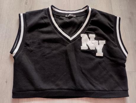 Mikinová krátká široká vesta, new yorker,m