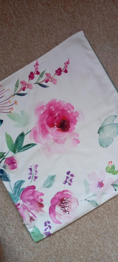 Povlak na polštářek "květy - zadní část zelená", 