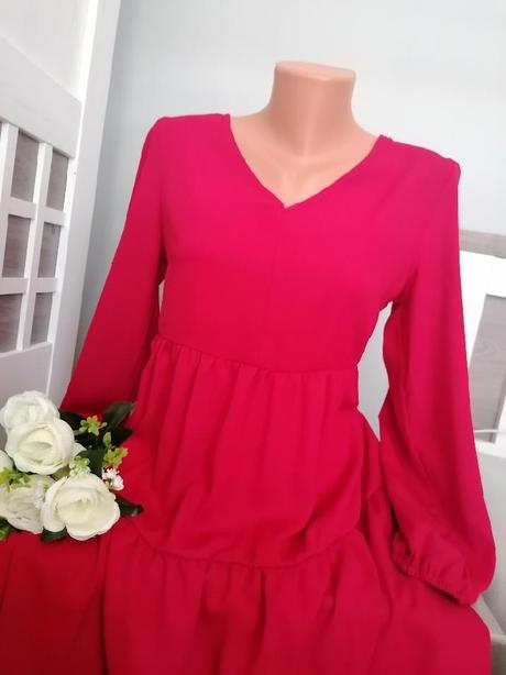 Šaty s kanýrky, 36