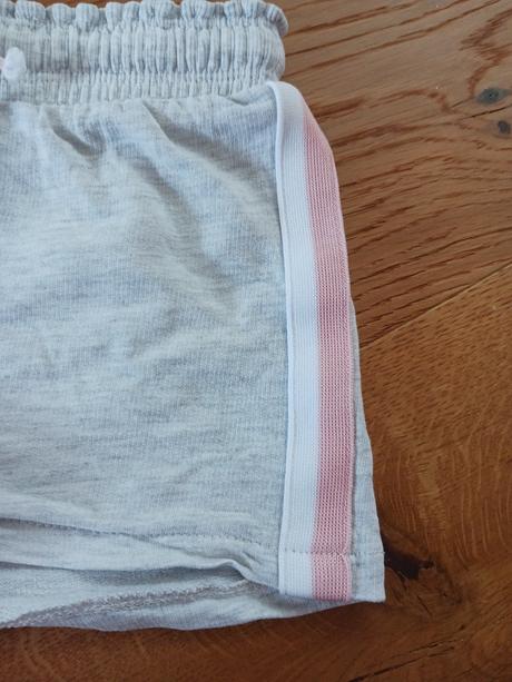 H&m kraťasy č.110, h&m,110