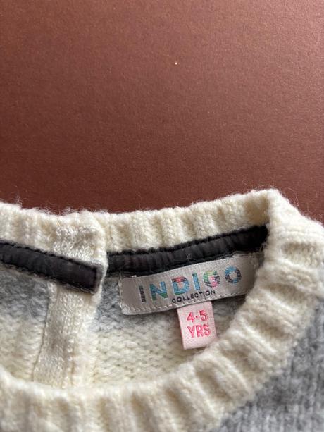 D79/ svetr vánoční delší zn. mark&spencer- v., marks & spencer,110