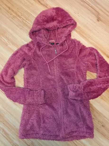 Chlupatka, esmara,xs