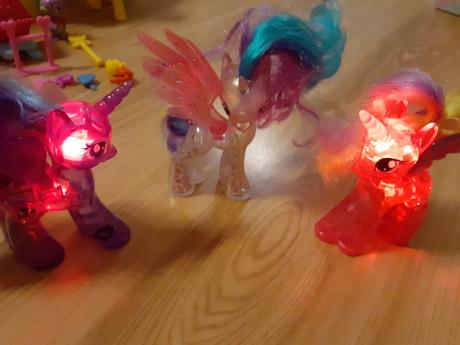 Zámek my little ponny,a dalšī sbīrka koníků, 