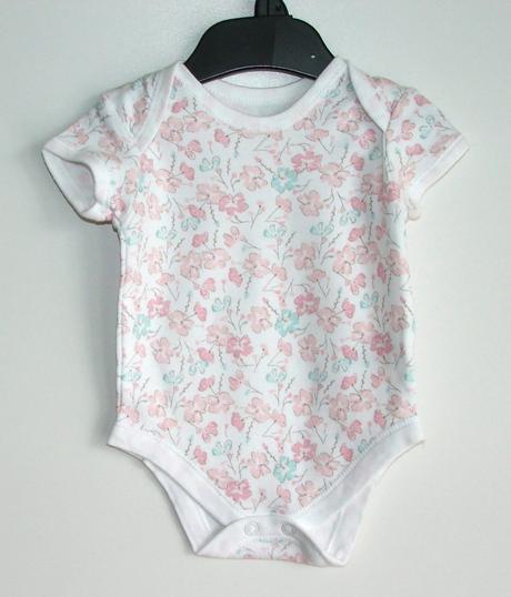 C197 květované body vel. 62, matalan,62