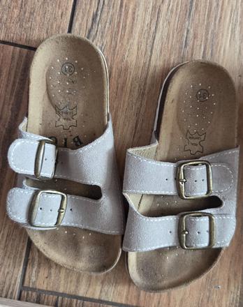 Zdravotní obuv domácí, 31