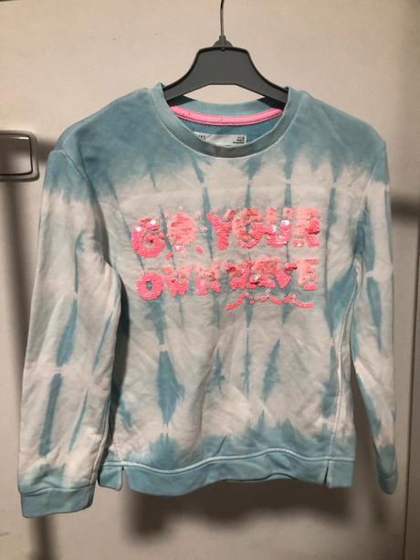 Batikovaná mikina s flitry, 122